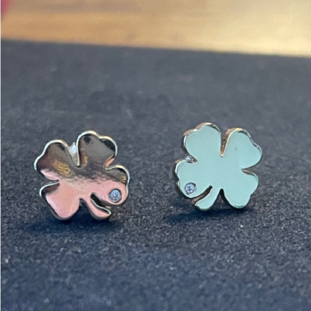 Gold Clover Stud Earrings